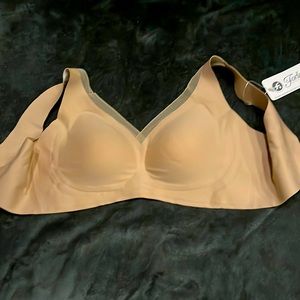 Forlest Bra Brand New!! ♥️